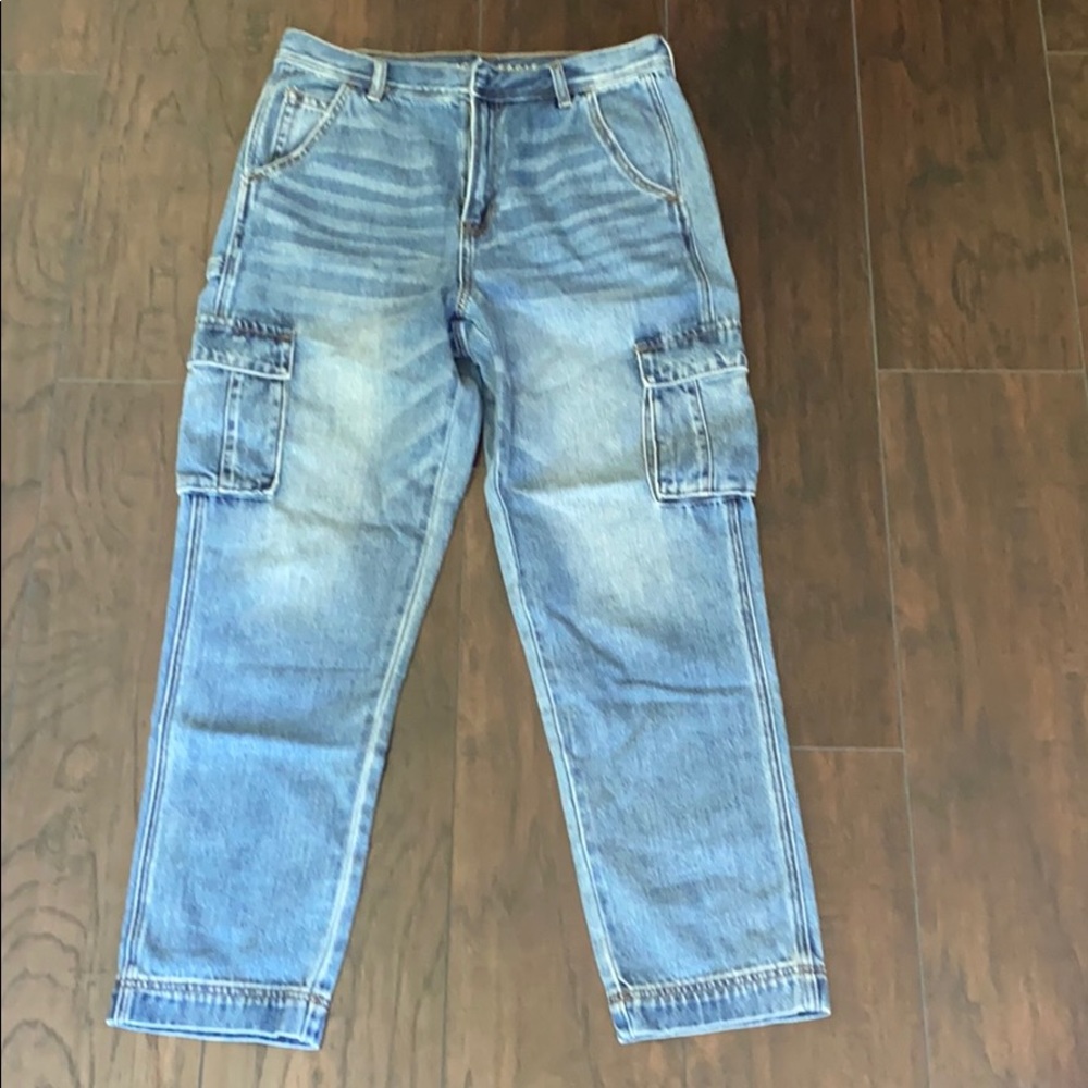 american eagle mom jeans